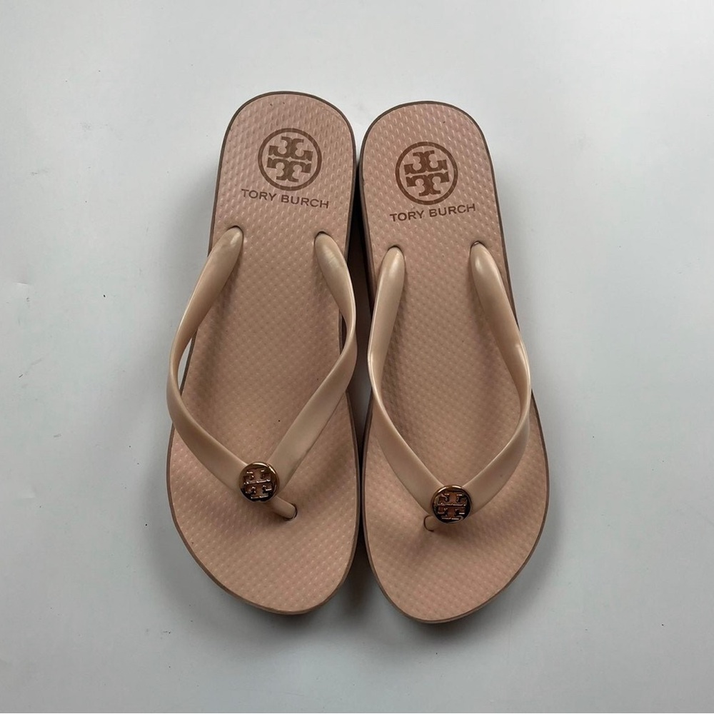 EUC Tory Birch flip flops